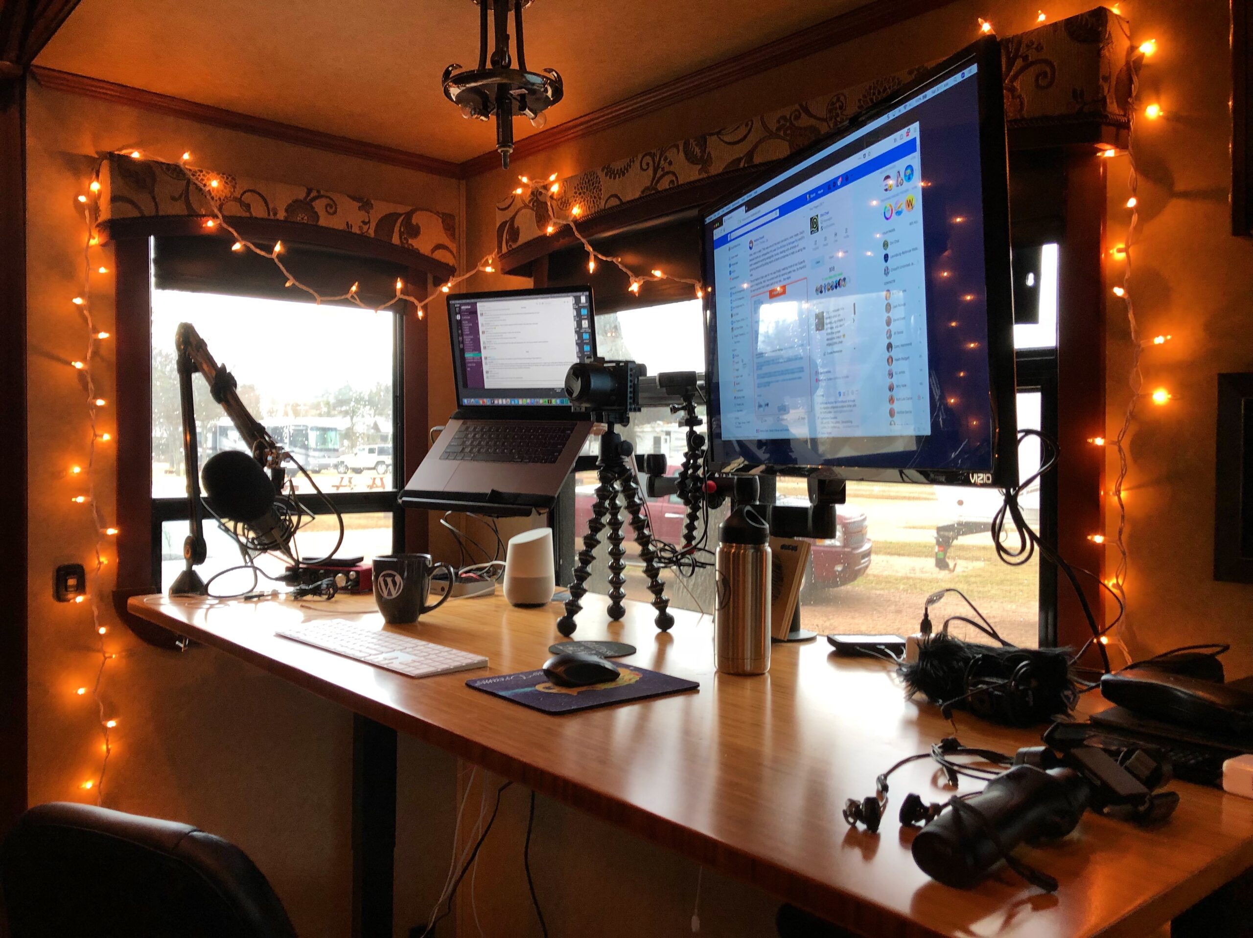 digital nomad office
