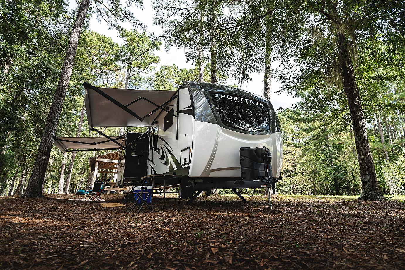 Bunkhouse Roundup: Large Trailers