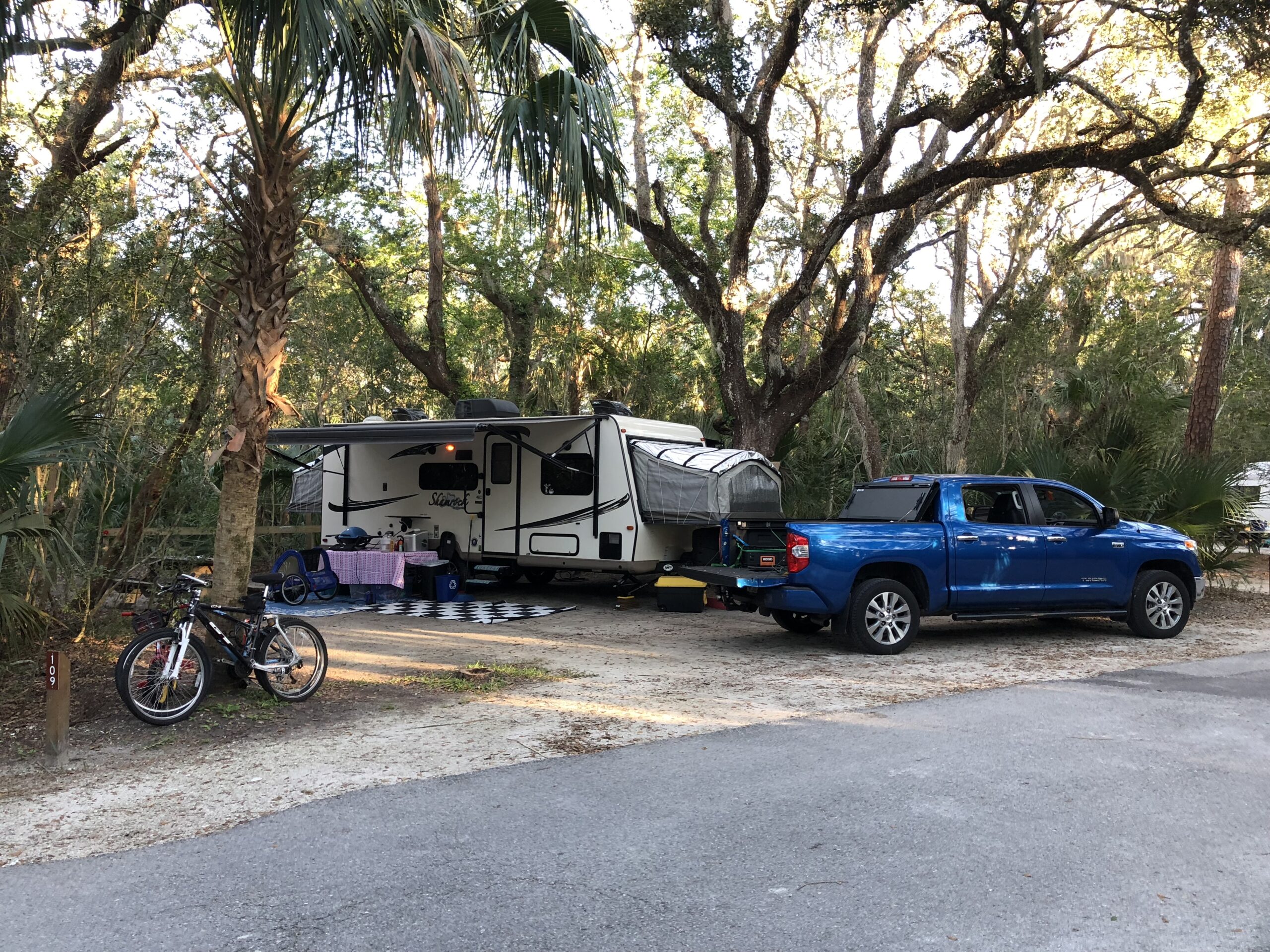 Hybrid Travel Trailers: Pros, Cons, and Tips from Johann Schnell